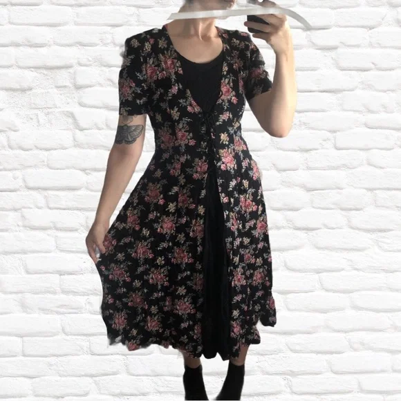 chinese dress ladies Vintage 90s Floral Ditsy Laura Ashley Dress